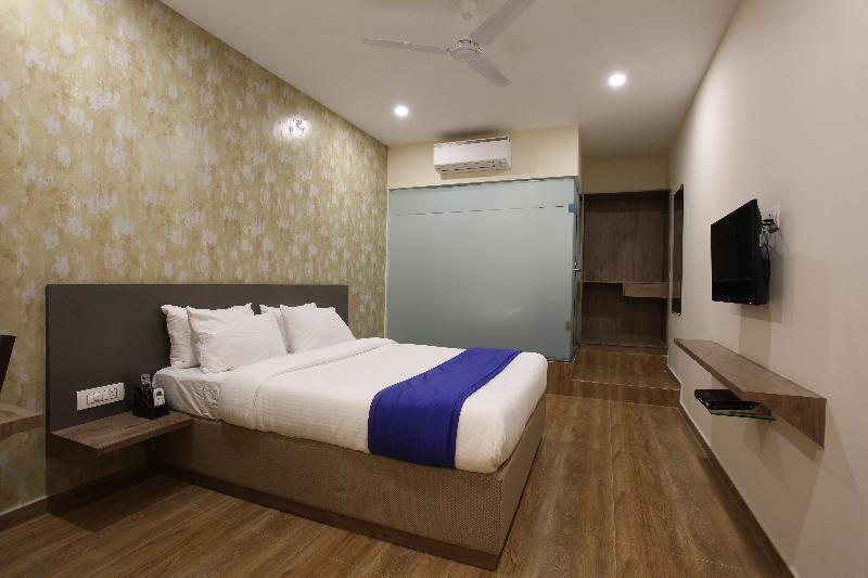 Ocean Suites Hotel Mumbai Ngoại thất bức ảnh