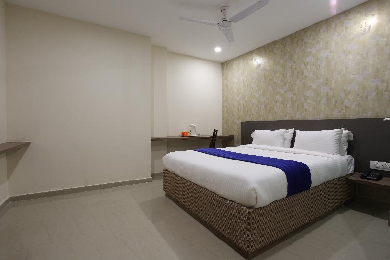 Ocean Suites Hotel Mumbai Ngoại thất bức ảnh